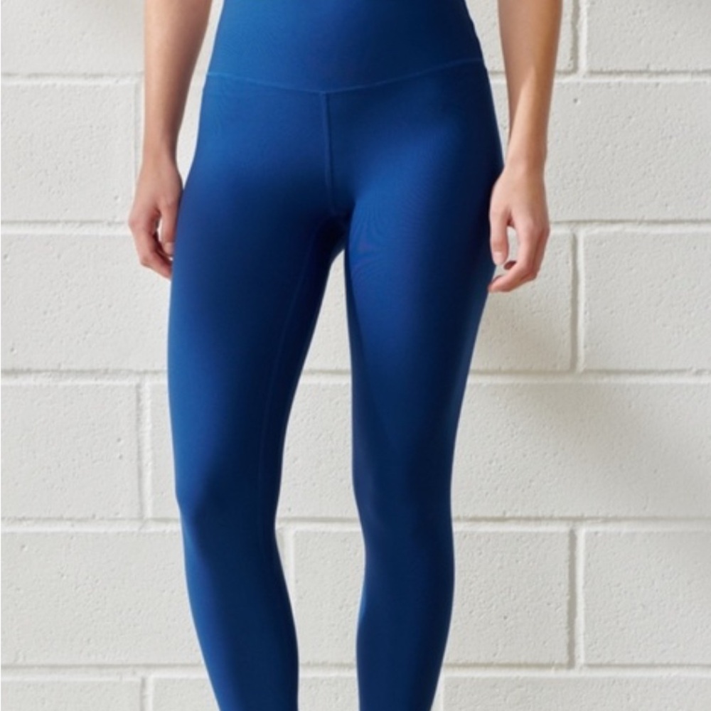 YPB sculptlux Women's Blue Leggings 7/8